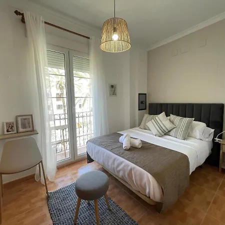 Апартаменты Edificio Amarillo En El Barrio *