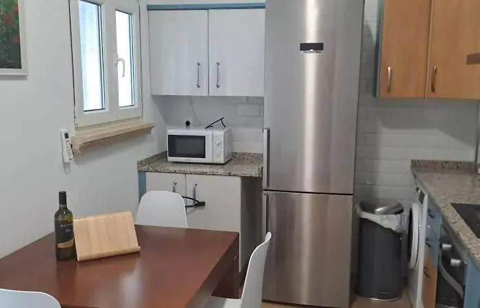 아파트 Edificio Amarillo En El Barrio *