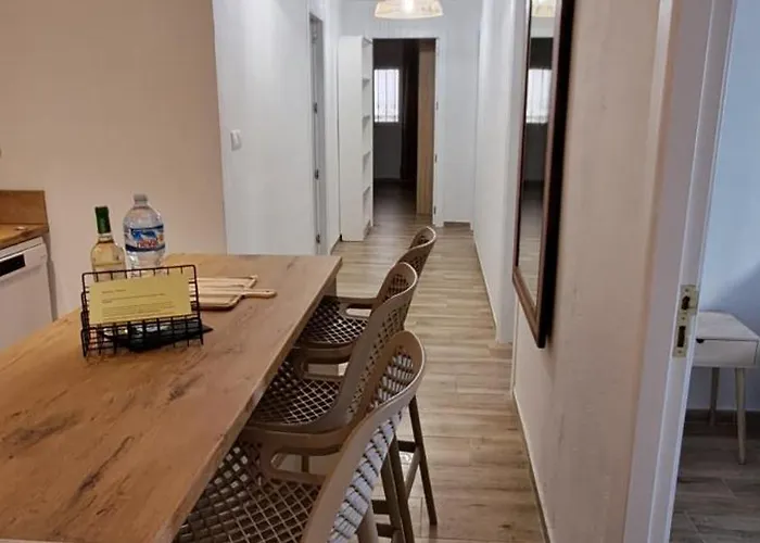 아파트 Edificio Amarillo En El Barrio *