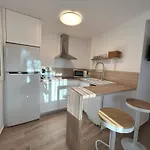 Апартаменты Edificio Amarillo En El Barrio *