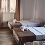 Апартаменты Edificio Amarillo En El Barrio